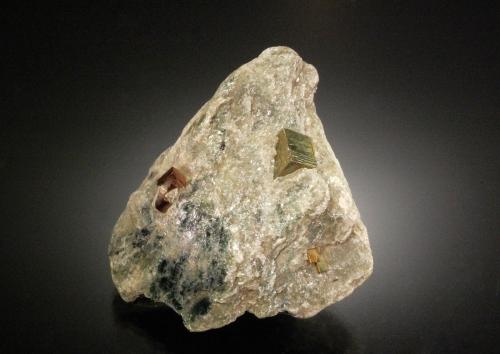 Pyrite in Talc<br />Cantera Carlton, Chester, Condado Windsor, Vermont, USA<br />4.5 x 5.5 cm<br /> (Author: Michael Shaw)