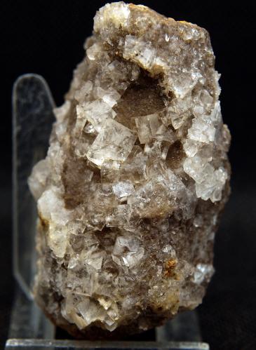 Fluorita<br />Cantera Fuentecilla, Cabezo del Polovar, Villena, Comarca Alto Vinalopó, Alicante / Alacant, Comunidad Valenciana / Comunitat Valenciana, España<br />6.5 x 4 cm<br /> (Autor: Pedro Antonio)