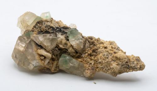 Fluorite, Aragonite<br />Peñas Blancas Mine, Municipio San Pablo de Borbur, Western Emerald Belt, Boyacá Department, Colombia<br />16 x 8 x 5 cm<br /> (Author: Bergur_E_Sigurdarson)