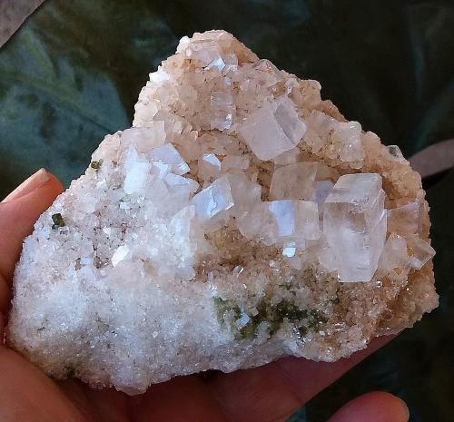 Magnesita<br />Pomba Pit, Serra das Éguas, Brumado, Bahia, Northeast Region, Brazil<br />13 x 11 x 5 cm<br /> (Autor: Anisio Claudio)