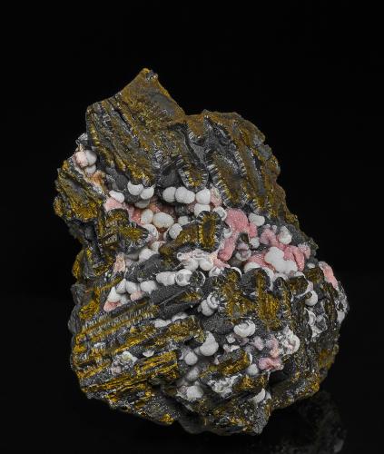 Rhodochrosite, Dolomite, Chalcophanite, Psilomelane<br />Phillipsburg District, Granite County, Montana, USA<br />9.5 x 6.0 cm<br /> (Author: am mizunaka)
