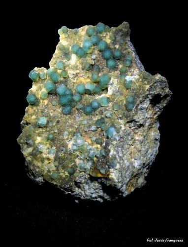 Fluorita.<br />Afloramientos de Singuerlín, Puig Castellar (Serra de Marina), Singuerlín, Santa Coloma de Gramenet, Comarca Barcelonès, Barcelona, Cataluña / Catalunya, España<br />68x55 mm.<br /> (Autor: Jesus Franquesa Baucells)