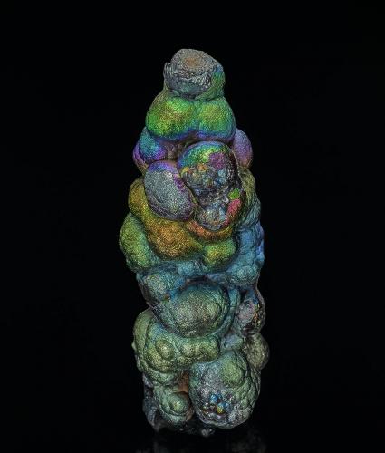 Goethite<br />Pahang State (Pahang Darul Makmur), Malaysia<br />4.8 x 1.9 cm<br /> (Author: am mizunaka)