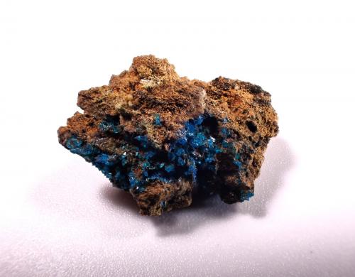 Liroconite<br />Xianghualing Sn-polymetallic ore field, Linwu, Chenzhou Prefecture, Hunan Province, China<br />19 mm x 9 mm x 9 mm<br /> (Author: Don Lum)
