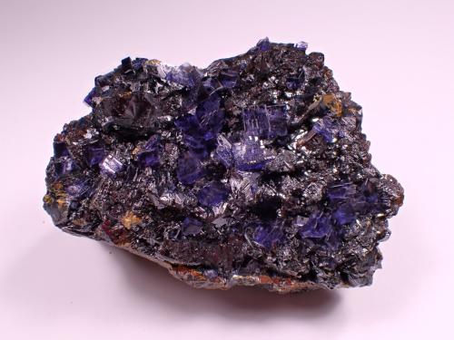 Fluorite, Sphalerite<br />Elmwood Mine, Carthage, Central Tennessee Ba-F-Pb-Zn District, Smith County, Tennessee, USA<br />110 mm x 72 mm x 65 mm<br /> (Author: Don Lum)