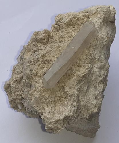Celestine<br />Celestine deposit, Hurchillo floodgates, Tajo-Segura irrigation system, Arneva, Orihuela, Comarca Vega Baja del Segura, Alicante / Alacant, Valencian Community / Comunitat Valenciana, Spain<br />6 x 4,5 cm<br /> (Author: Volkmar Stingl)