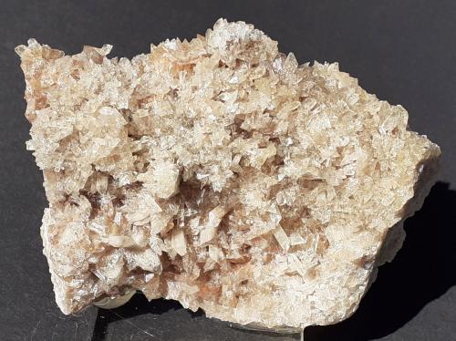 Creedite<br />Qinglong Mine, Dachang, Qinglong, Qianxi'nan Autonomous Prefecture, Guizhou Province, China<br />7 x 5 cm<br /> (Author: Volkmar Stingl)