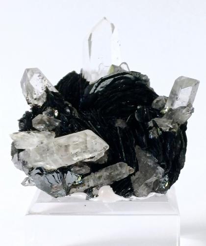 Hematite<br />Jinlong Hill, Longchuan, Heyuan Prefecture, Guangdong Province, China<br />60mm x 60mm x 40mm<br /> (Author: Philippe Durand)
