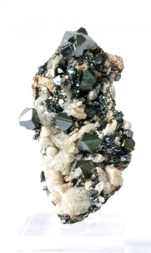 Hematite and Calcite<br />N'Chwaning mining area, Kuruman, Kalahari manganese field (KMF), Northern Cape Province, South Africa<br />60mm x 40mm x 20mm<br /> (Author: Philippe Durand)