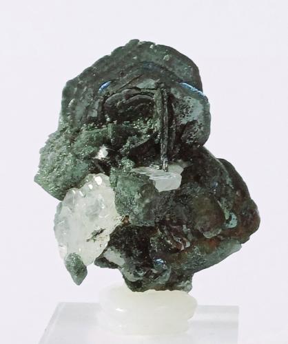 Hematite<br />Tormiq Valley, Baltistan District, Gilgit-Baltistan (Northern Areas), Pakistan<br />45mm x 30mm x 30mm<br /> (Author: Philippe Durand)