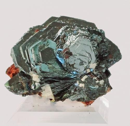 Hematite<br />Ambatofinandrahana District, Amoron'i Mania Region, Madagascar<br />50mm x 40mm x 30mm<br /> (Author: Philippe Durand)