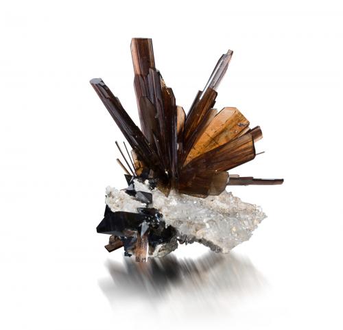 Brookite with Anatase and Quartz<br />Prospección Ghad, Distrito Kharan, Balochistan (Baluchistan), Paquistán<br />5.5 x 5.5 x 5 cm / main crystal: 3.9 cm<br /> (Author: MIM Museum)