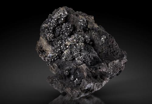 Gratonite<br />Excelsior Mine, Cerro de Pasco, Atacocha mining district, Pasco Province, Pasco Department, Peru<br />13.5 x 10 x 7 cm / main crystal: 0.6 cm<br /> (Author: MIM Museum)