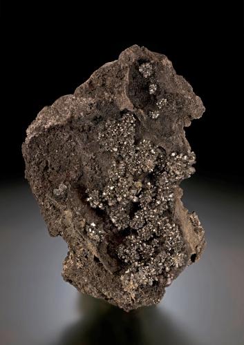 Gratonite<br />Excelsior Mine, Cerro de Pasco, Atacocha mining district, Pasco Province, Pasco Department, Peru<br />13.5 x 10 x 7 cm / main crystal: 0.6 cm<br /> (Author: MIM Museum)