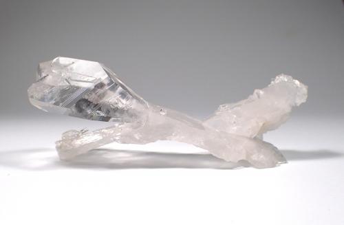 Quartz<br />East Coleman Mine, Jessieville, Garland County, Arkansas, USA<br />112 mm x 45 mm x 42 mm<br /> (Author: Don Lum)