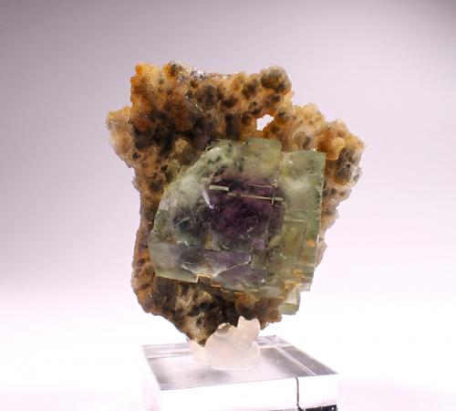 Fluorite, Chalcedony<br />Choir area, Province Govisümber, Mongolia<br />43 mm x 42 mm x 35 mm<br /> (Author: Don Lum)