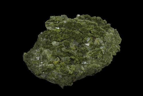 Quartz, Epidote<br />Hakkâri District, Hakkâri Province, Turkey<br />11.4 x 7.2 cm<br /> (Author: am mizunaka)