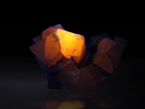 Calcite (variety Mn-bearing calcite)<br />Ravi, Gavorrano, Grosseto Province, Tuscany, Italy<br />detail<br /> (Author: Firmo Espinar)