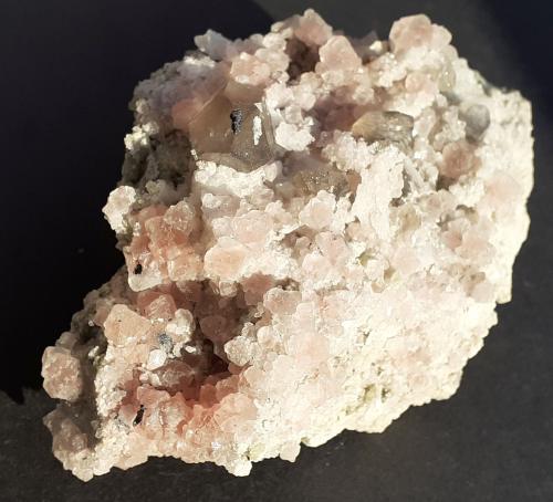 Fluorite (variety pink Fluorite), Quartz (variety smoky Quartz)<br />Glacier de l'Argentière, Mont Blanc Massif, Chamonix, Haute-Savoie, Auvergne-Rhône-Alpes, France<br />8,5 x 6 cm<br /> (Author: Volkmar Stingl)