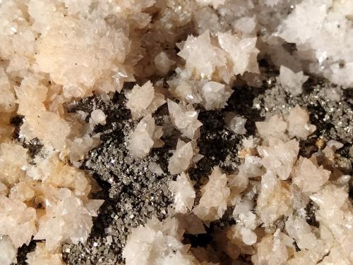 Calcite and Pyrite<br />Campiano Mine, Montieri, Grosseto Province, Tuscany, Italy<br />FOV 46 mm<br /> (Author: Firmo Espinar)