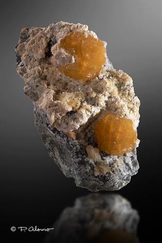 Stellerita<br />Sokolovskoe Mine (Sokolovskiy Mine), Rudny, Kostanay Region, Kazakhstan<br />5cm x 8cm x 4,5cm<br /> (Autor: Pere Alonso)