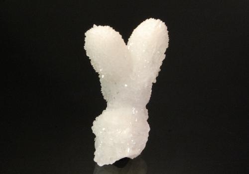 Calcite<br />Bustillos Mine, Santa Eulalia District, Municipio Aquiles Serdán, Chihuahua, Mexico<br />6.2 x 3.4 x 2.8 cm<br /> (Author: Michael Shaw)