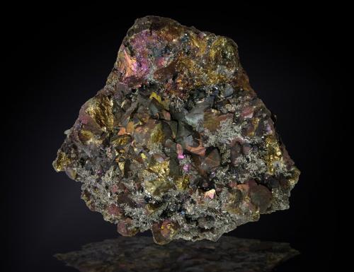 Chalcopyrite<br />Fenice Capanne Mine, Massa Marittima, Grosseto Province, Tuscany, Italy<br />55 mm x 48 mm x 25 mm<br /> (Author: Firmo Espinar)
