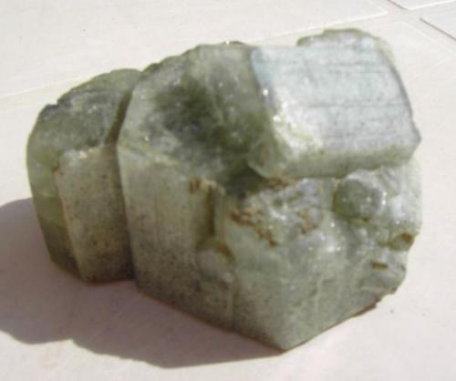 Fluorapatito<br />Minas da Panasqueira, Aldeia de São Francisco de Assis, Covilhã, Castelo Branco, Cova da Beira, Centro, Portugal<br />6x4x4 cm.<br /> (Autor: Joaquin Montoro)