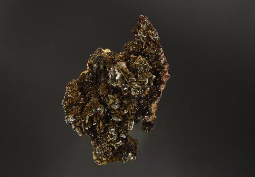 Descloizite<br />M'Fouati, M'Fouati District, Bouenza Department, Republic of the Congo<br />5.4 x 3.9 x 2.4 cm<br /> (Author: Michael Shaw)
