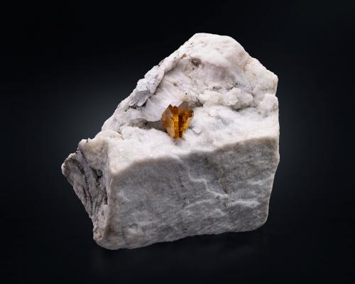 Sphalerite (variety cleiophane) on Dolomite<br />Lengenbach Quarry, Fäld, Binn Valley (Binntal), Wallis (Valais), Switzerland<br />4 x 6 x 4 cm / main crystal: 1.0 cm.<br /> (Author: MIM Museum)