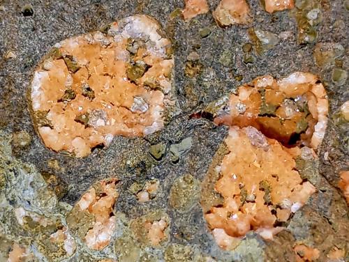 Analcima y gmelinita<br />Little Plains Quarry, Weldborought, Tasmania (Australia)<br />7 x 5 cm.<br /> (Autor: Felipe Abolafia)