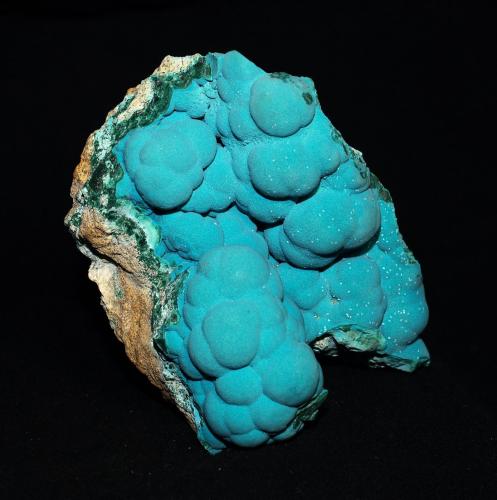 Chrysocolla<br />L'Etoile du Congo Mine, Lubumbashi (Elizabethville), Katanga Copper Crescent, Haut-Katanga (Shaba), Democratic Republic of the Congo (Zaire)<br />10 x 8.5 x 6 cm''s<br /> (Author: Joseph DOliveira)