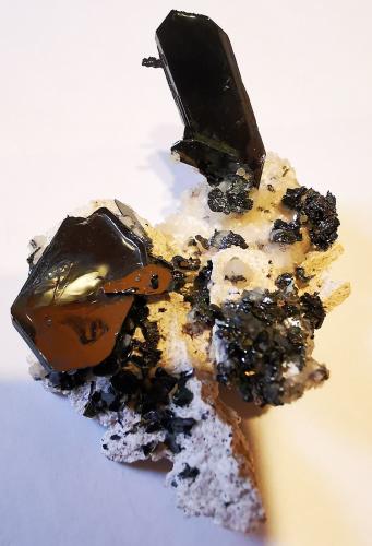 Hematite<br />Nador, Nador Province, Oriental Region, Morocco<br />4cm x 5cm<br /> (Author: Enrique Llorens)