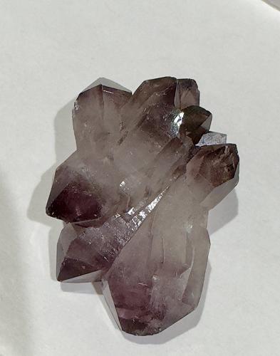 Quartz (variety amethyst)<br />Corona Station, Farnell County, New South Wales, Australia<br />3.1 x 2.1 cm<br /> (Author: am mizunaka)