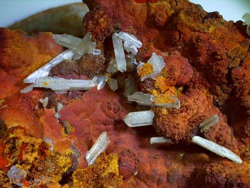 Cerussite<br />San Giovanni Mine, Punta della Torre, Iglesias, Sud Sardegna Province, Sardinia/Sardegna, Italy<br />3,5 x 2 cm<br /> (Author: Volkmar Stingl)