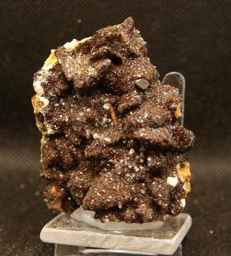 Calcita<br />Cantera Cabezoncillo, Cabeçonet/Alto del Salmitre, Municipio Busot, Comarca Campo de Alicante, Alicante / Alacant, Comunidad Valenciana / Comunitat Valenciana, España<br />6.5 x 5 cm<br /> (Autor: Pedro Antonio)