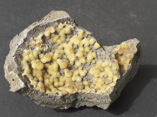 Calcite<br />Campomorto Quarry, Pietra Massa, Montalto di Castro, Viterbo Province, Lazio, Italy<br />10,5 x 7 cm<br /> (Author: Volkmar Stingl)