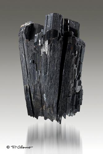 Vivianita<br />Morococala Mine, Santa Fe Mining Distric, Dalence Province, Oruro Department, Bolivia<br />4cm x 7cm x 2,5cm<br /> (Autor: Pere Alonso)