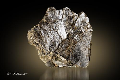 Moscovita<br />Cap de Creus, Cadaqués-Port de La Selva-Roses, Comarca Alt Empordà, Gerona / Girona, Catalonia / Catalunya, Spain<br />11cm x 12cm x 5cm<br /> (Autor: Pere Alonso)