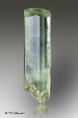 Berilo<br />Malacacheta, Malacacheta Municipality, Vale do Mucuri, Minas Gerais, Brazil<br />2cm x 7cm x 1,8cm<br /> (Autor: Pere Alonso)