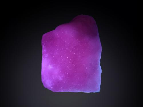 Aragonite<br />Lashkargah District, Helmand Province, Afghanistan<br />30 mm x 38 mm x 20 mm<br /> (Author: Firmo Espinar)