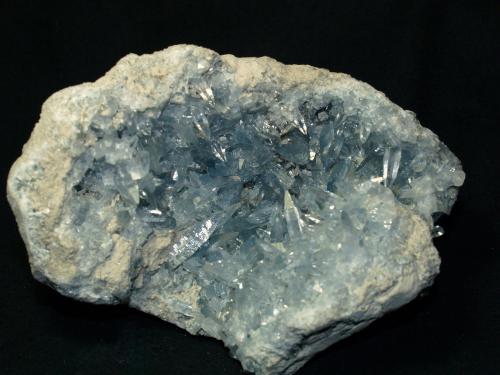 Celestine<br />Sakoany deposit, Katsepy Commune, Mitsinjo District, Boeny Region, Mahajanga (Majunga) Province, Madagascar<br />17x12x12.5 cm''s<br /> (Author: Joseph DOliveira)