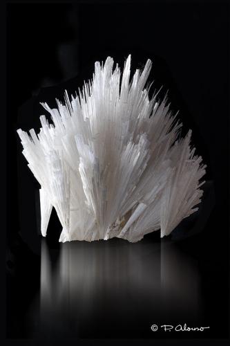Escolecita<br />Cantera Gunjale, Distrito de Ahmadnagar, Maharashtra, India<br />8cm x 8cm x 4,5cm<br /> (Autor: Pere Alonso)