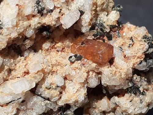 Bastnäsite-(Ce)<br />Warsak, Mohmand District, Peshawar Division, Khyber Pakhtunkhwa Province, Pakistan<br />6 x 4 cm<br /> (Author: Volkmar Stingl)
