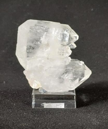 Quartz (variety faden)<br />Pizzo Tambo, Splügen Pass, Splügen, Rheinwald, Viamala Region, Grischun (Grisons; Graubünden), Switzerland<br />55mm x 60mm x 45mm<br /> (Author: Philippe Durand)