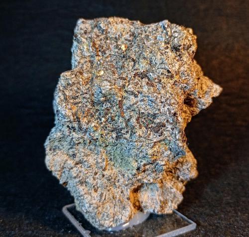 Flogopita (Grupo Mica)<br />El Hoyazo, Níjar, Comarca Metropolitana de Almería, Almería, Andalucía, España<br />6 x 5 x 4,5 cm.<br /> (Autor: Felipe Abolafia)