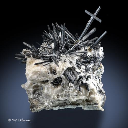 Estibina<br />Manciano, Provincia Grosseto, Toscana, Italia<br />11cm x 13cm x 7cm<br /> (Autor: Pere Alonso)