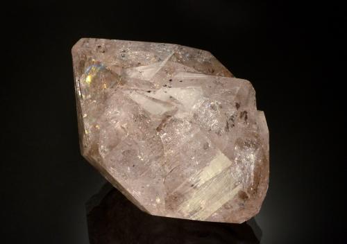 Quartz (variety Herkimer diamond)<br />Mina Ace of Diamonds, Middleville, Newport, Condado Herkimer, New York, USA<br />7.8 x 5.2 x 5.1 cm<br /> (Author: Michael Shaw)