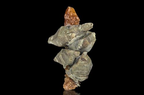 Stibiocolumbite with Parisite-(Ce)<br />Mount Malosa, Zomba District, Malawi<br />4.5 x 2.5 x 3.5 cm<br /> (Author: MIM Museum)