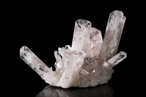 Danburite<br />Aurora Mine, Charcas, Municipio Charcas, San Luis Potosí, Mexico<br />25 x 17 x 16 cm / main crystal: 14 cm<br /> (Author: MIM Museum)